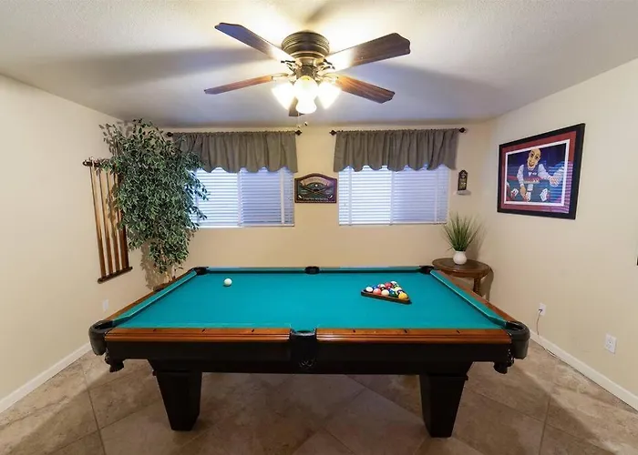 Ocotillo Lakes With Pool Heater, Golf Views, Bbq Holiday home