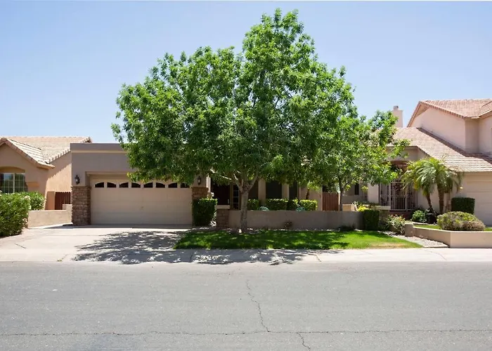 Ocotillo Lakes With Pool Heater, Golf Views, Bbq Chandler