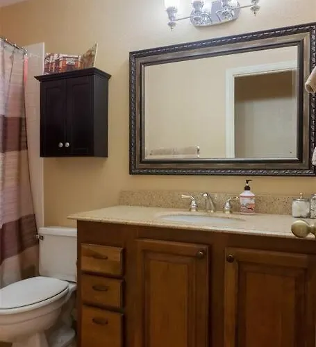 Ocotillo Lakes With Pool Heater, Golf Views, Bbq Holiday home