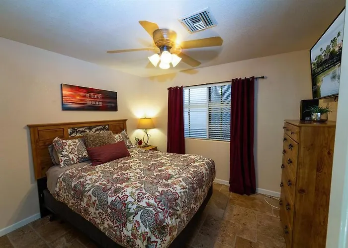 Ocotillo Lakes With Pool Heater, Golf Views, Bbq Chandler