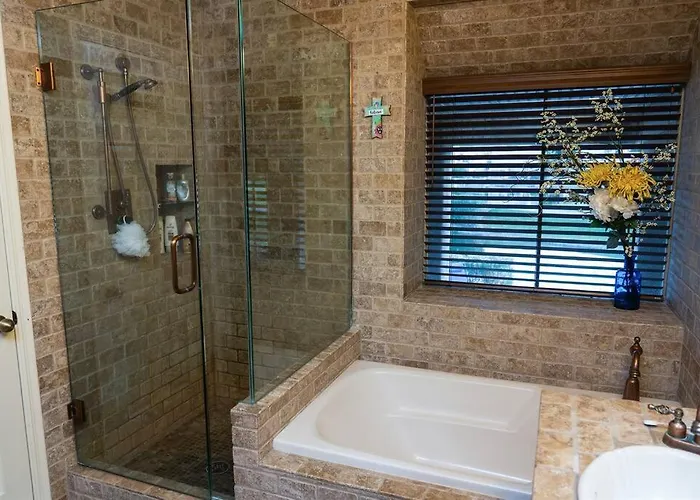 Ocotillo Lakes With Pool Heater, Golf Views, Bbq Chandler