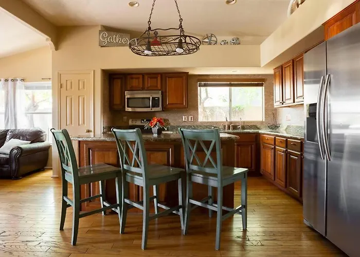 Ocotillo Lakes With Pool Heater, Golf Views, Bbq *